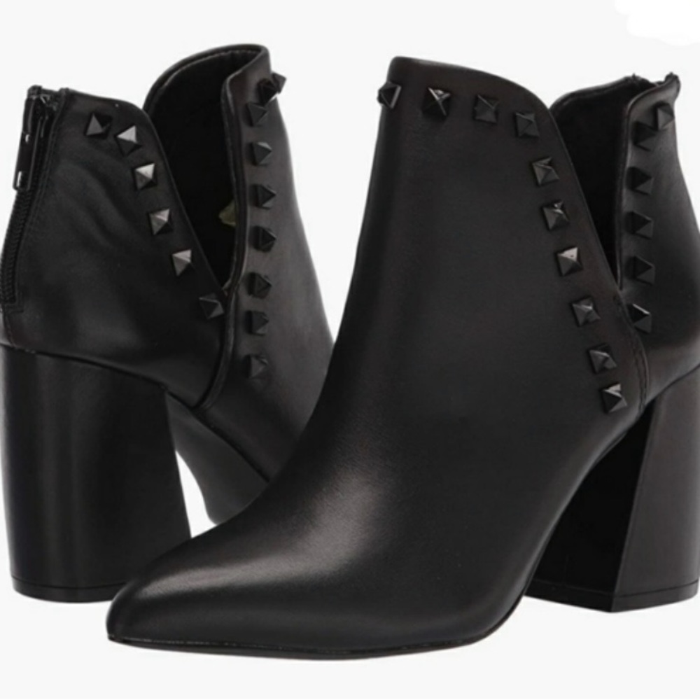 Steve Madden Gloria Studded Black Bootie Size 6 *Brand New*